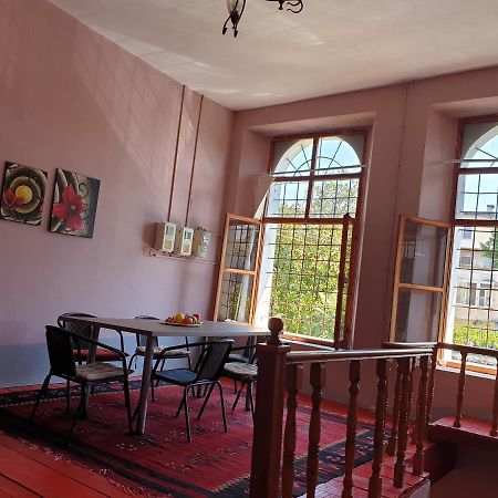 Barlin Guesthouse Grill&Camping Shkodër Exteriör bild