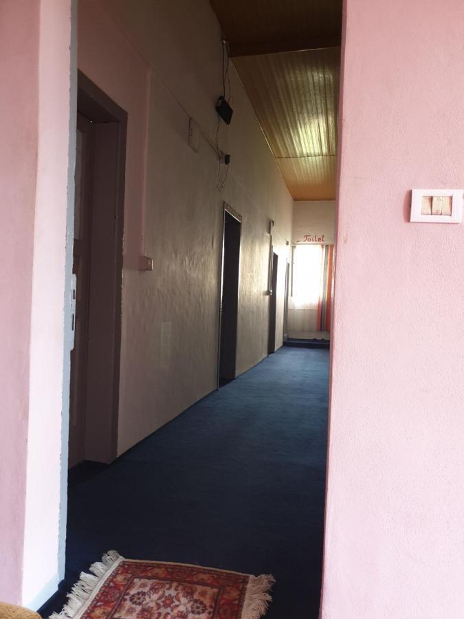 Barlin Guesthouse Grill&Camping Shkodër Exteriör bild