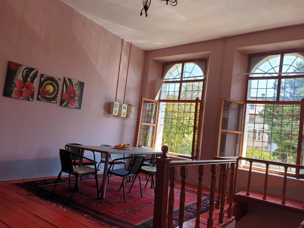 Barlin Guesthouse Grill&Camping Shkodër Exteriör bild