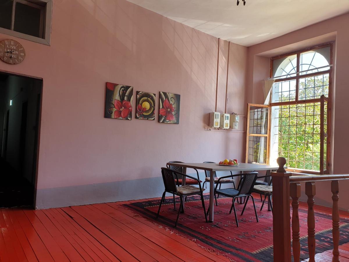 Barlin Guesthouse Grill&Camping Shkodër Exteriör bild
