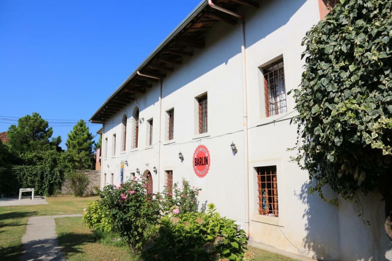 Barlin Guesthouse Grill&Camping Shkodër Exteriör bild